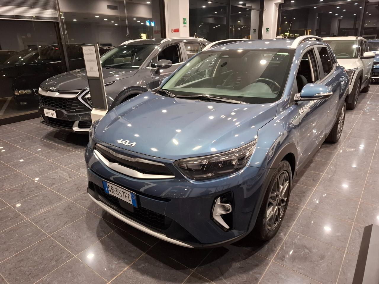 Kia Stonic 1.0 T-GDi 100 CV MHEV MT Black Edition