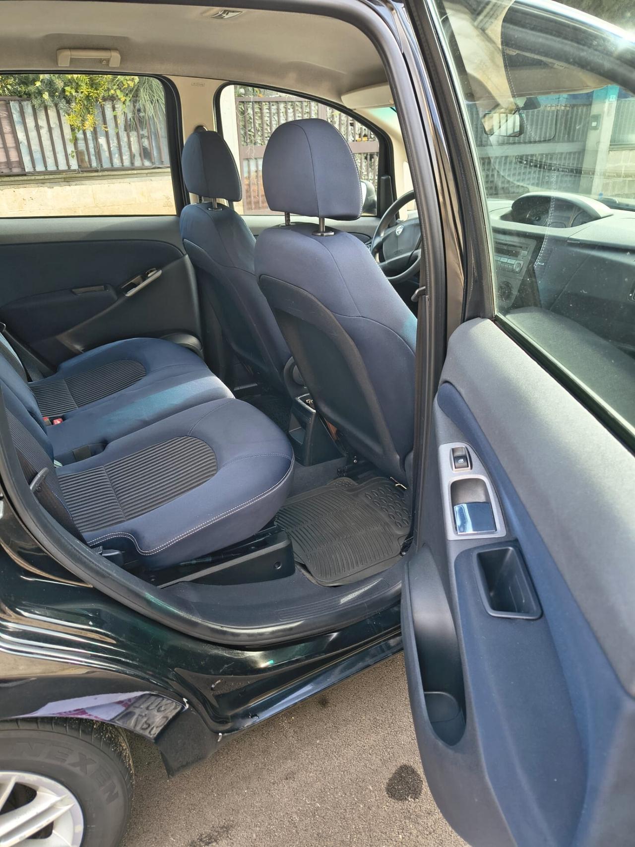 Lancia MUSA 1.4 Argento Ecochic GPL