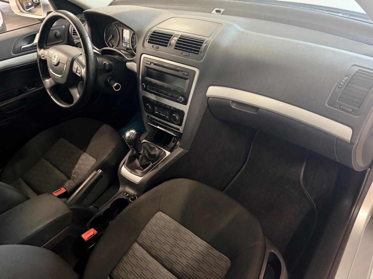 Skoda Octavia 1.6 TDI CR F.AP. Wagon Comfort
