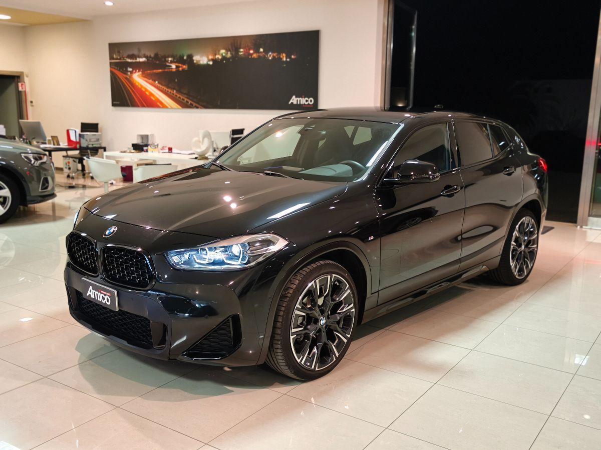 BMW X2 sDrive18d Edition M-SPORT Totalblack
