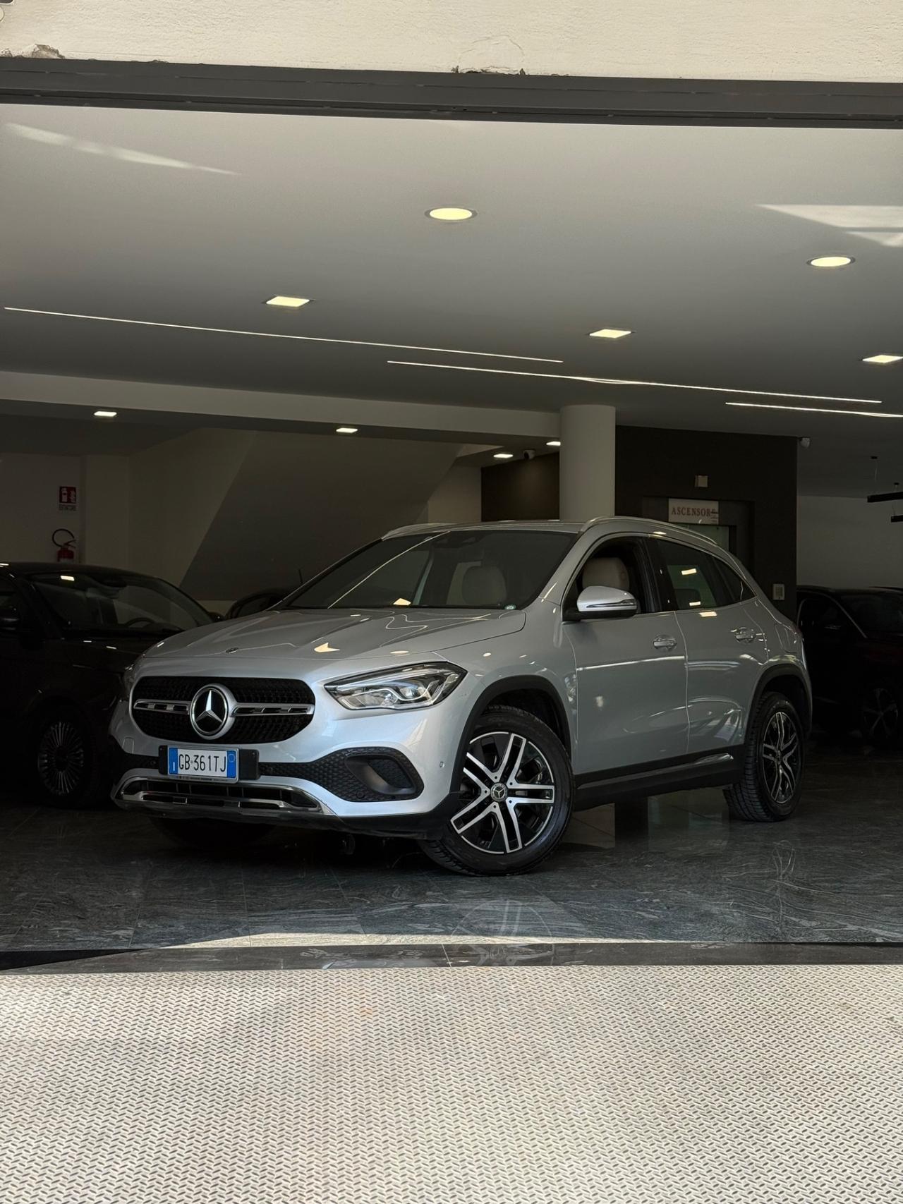 Mercedes-benz GLA 200 d Automatic 4Matic Sport Plus