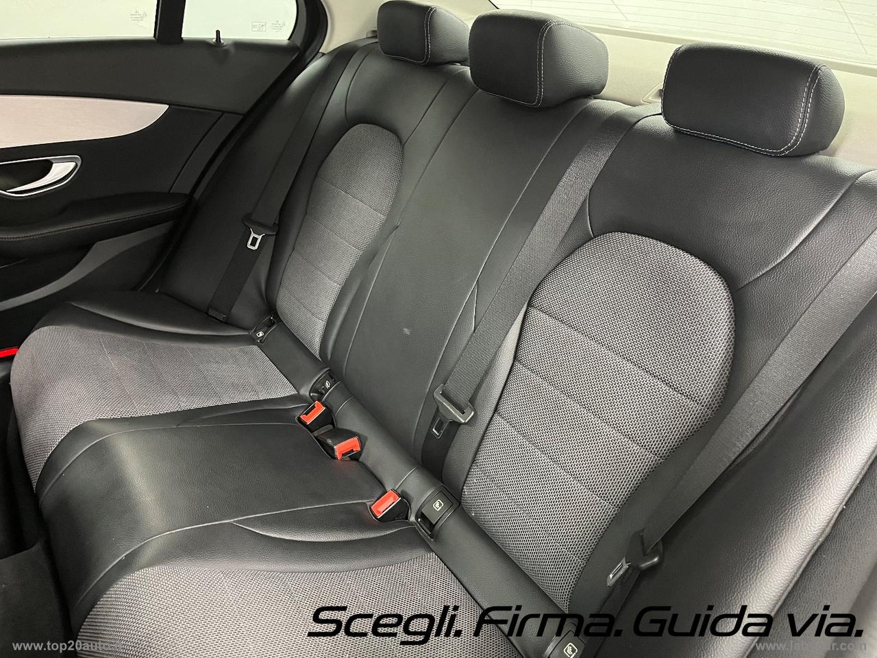 MERCEDES-BENZ C220d 4Matic Auto Sport