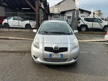 Toyota Yaris 1.0 5 porte