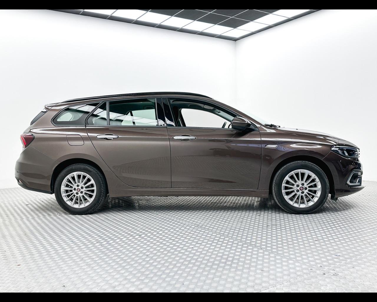 FIAT Tipo (2015-->) - Tipo 1.3 Mjt S&S SW Business