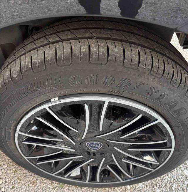 LANCIA Ypsilon 1.0 FireFly 5 porte S&S Hybrid Gold