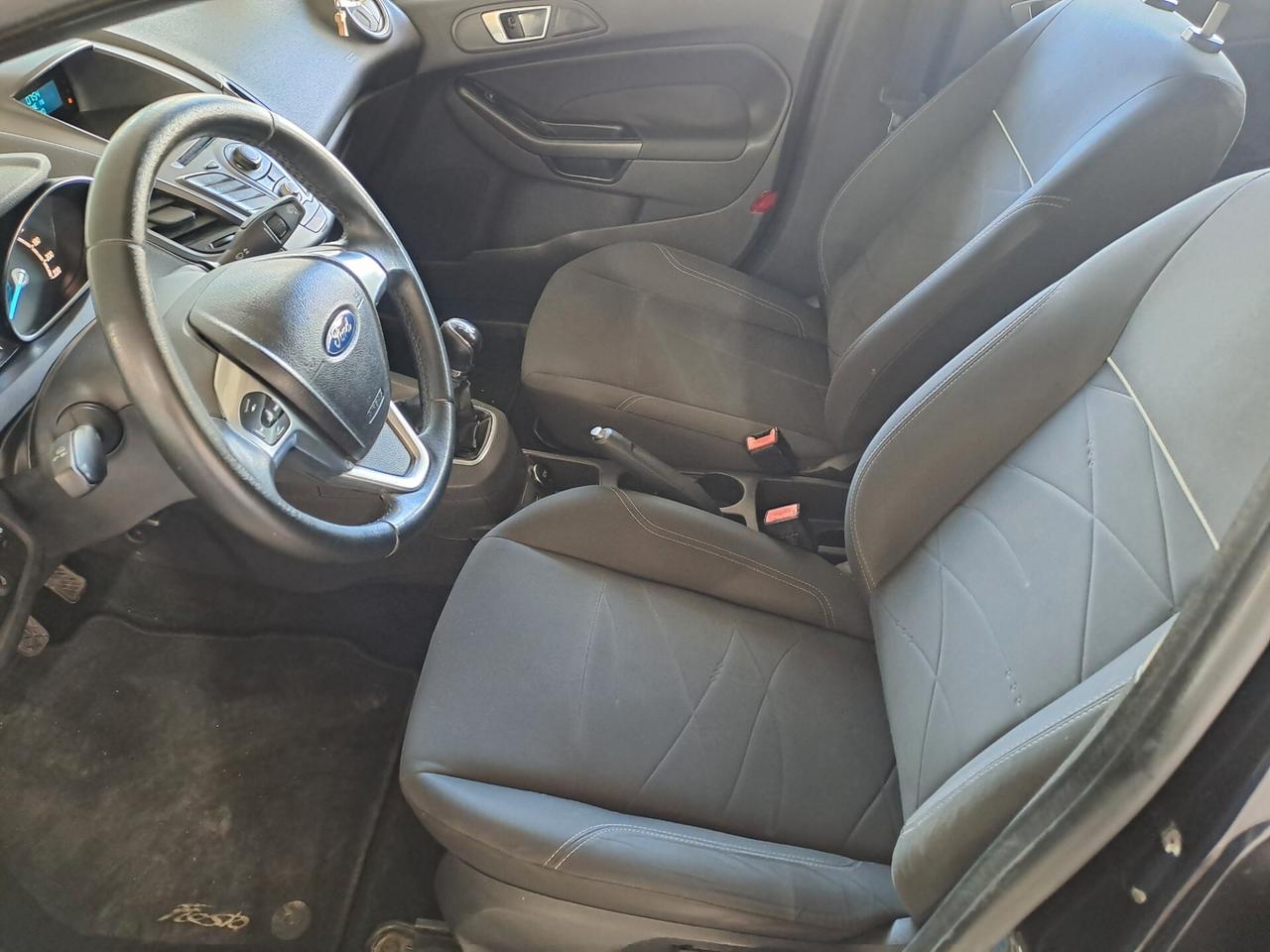 Ford Fiesta 1.5 TDCi 75CV 5 porte Titanium