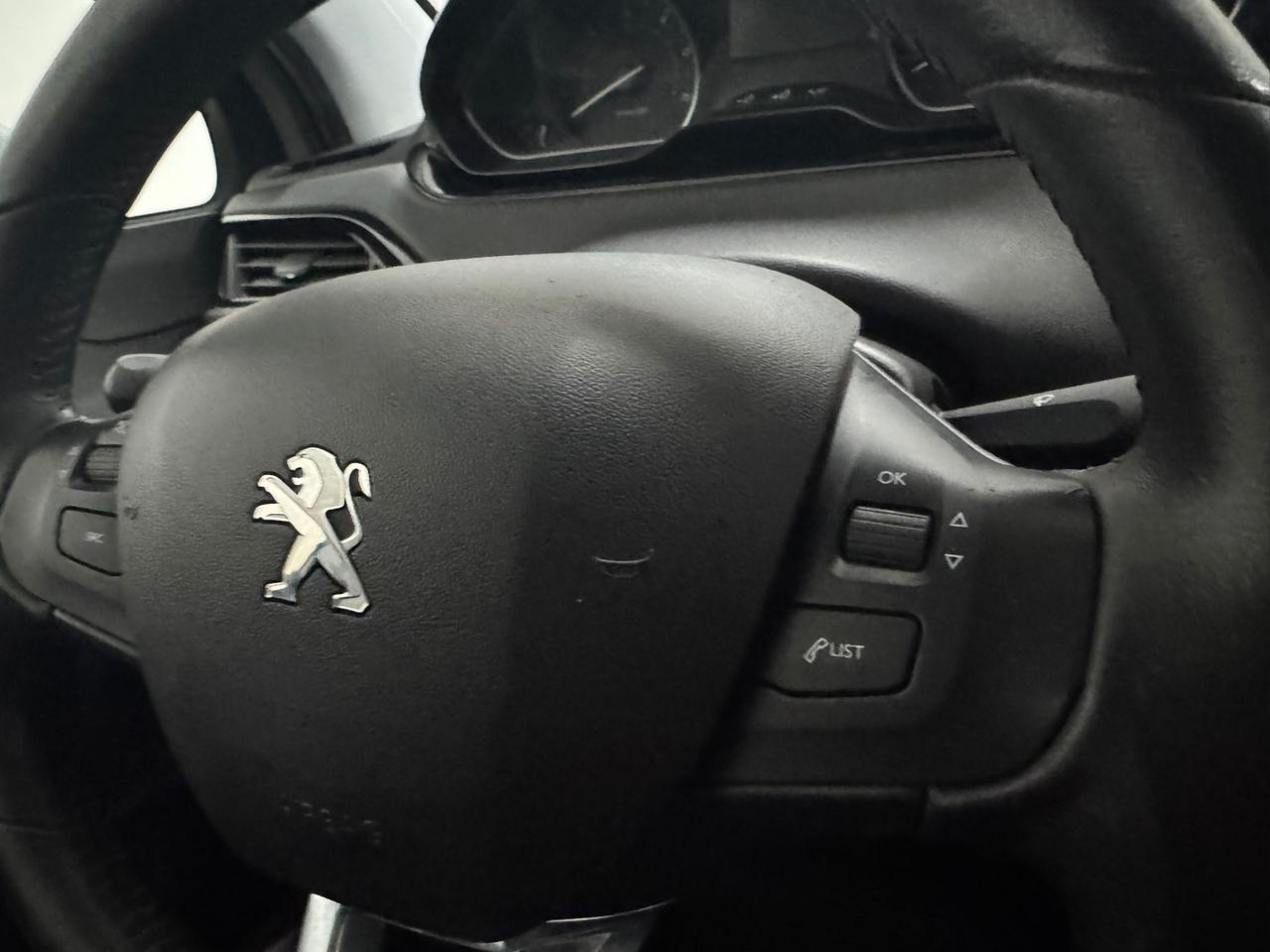PEUGEOT 208 1.6 BlueHDi (75) Allure 2016