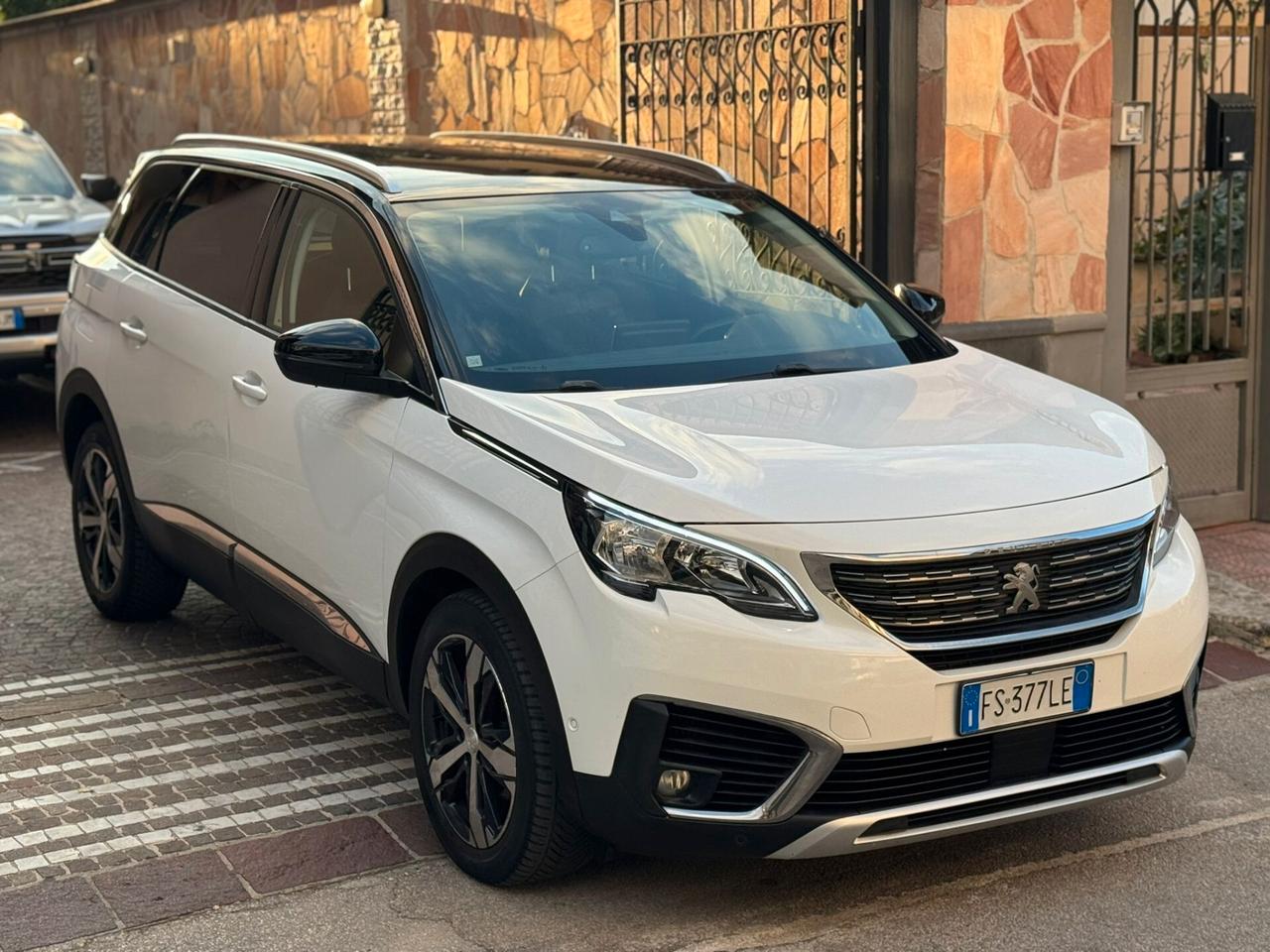 Peugeot 5008 BlueHDi 130 S&S Allure
