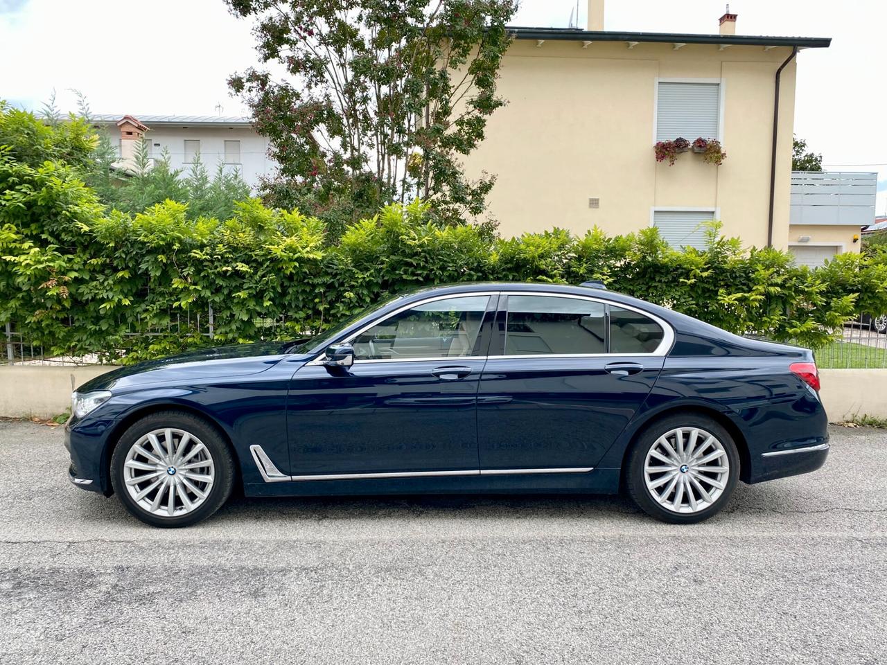 BMW 730 d xdrive auto 265cv TAGLIANDI CERTIFICATI BMW