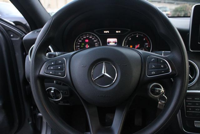 MERCEDES-BENZ A 160 d Automatic Executive