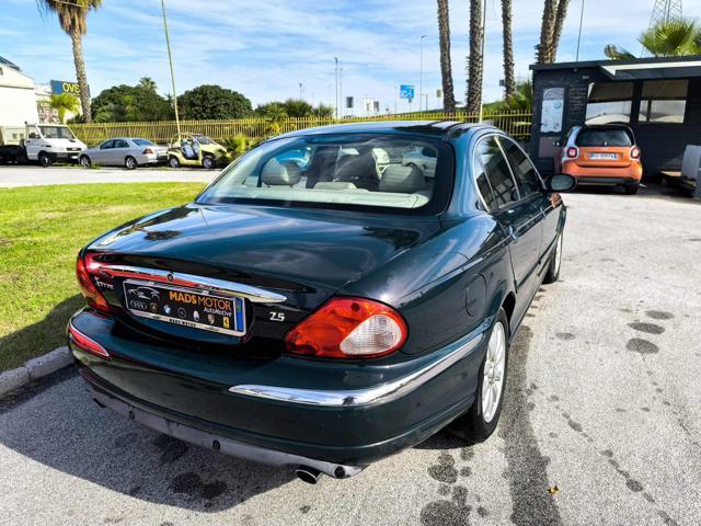 JAGUAR X-Type 2.5 V6 24V cat Luxury
