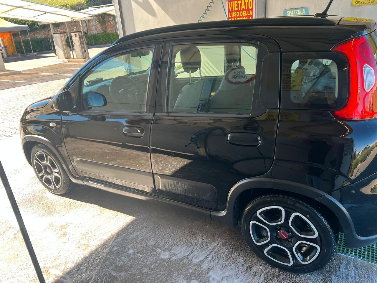 Fiat Panda 1.0 FireFly S&S Hybrid City Cross