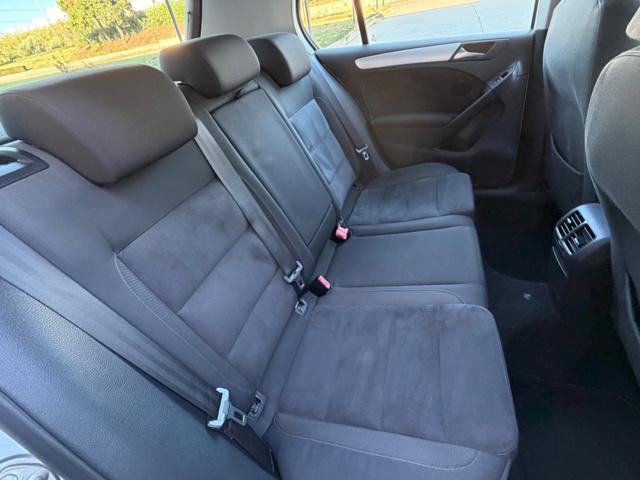 VOLKSWAGEN Golf 1.6 TDI HIGHLINE+NAVI+ALCANTARA+BIZONA