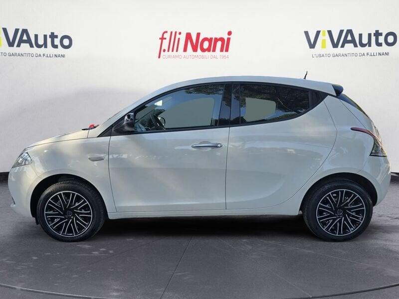 Lancia Ypsilon 1.0 FireFly 70cv Hybrid Silver Plus