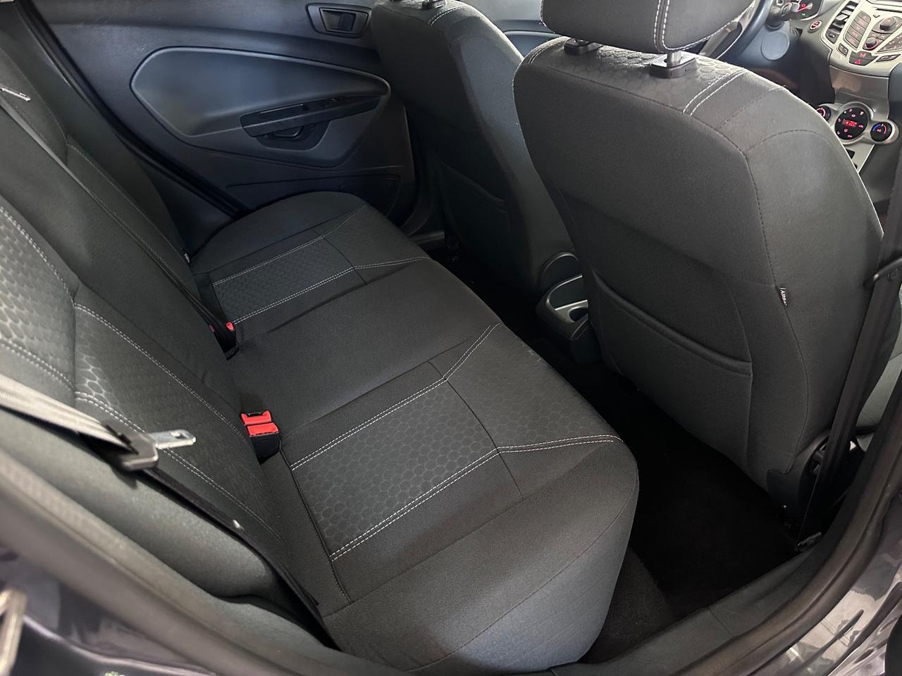 Ford Fiesta 1.2 Benzina 82 CV 5 porte Titanium Ok Neopatentati