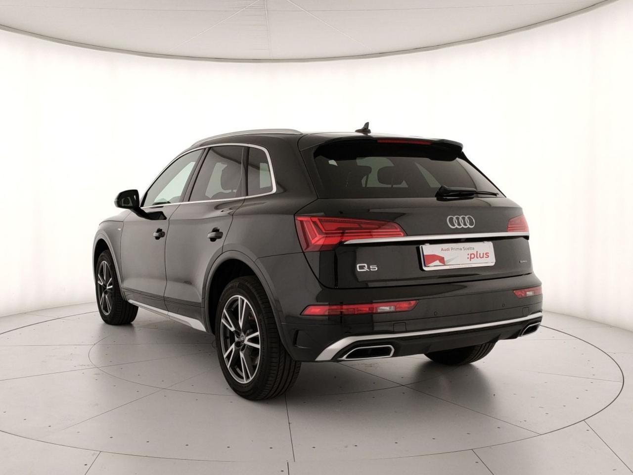 Audi Q5 40 2.0 tdi mhev 12v quattro s-tronic