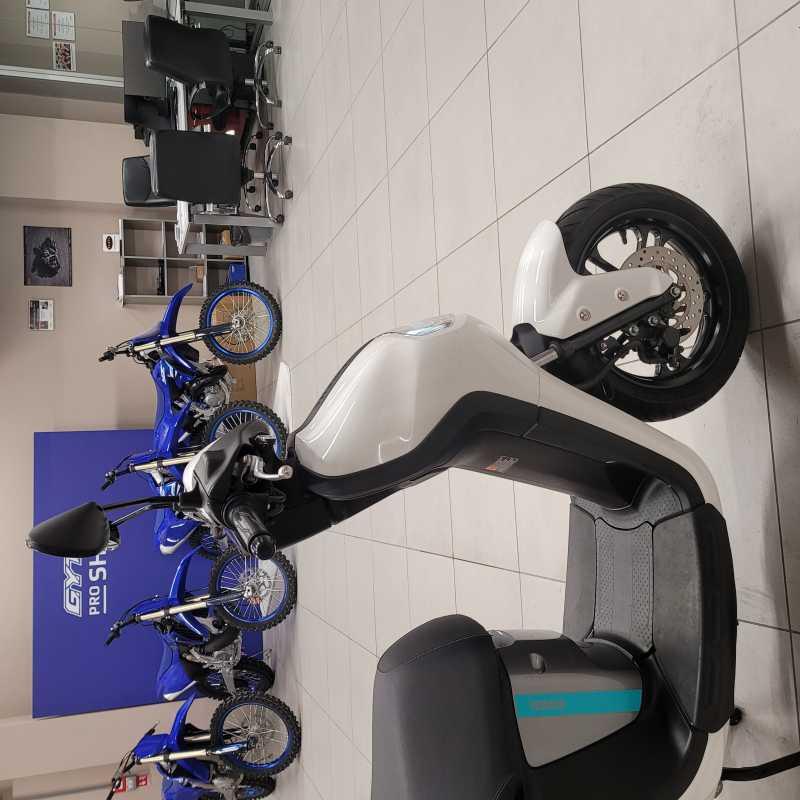 Yamaha Neo's L1e Dual Battery - 2023