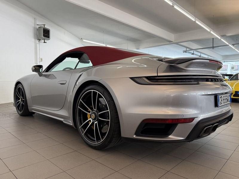 Porsche 911 Turbo S Cabriolet