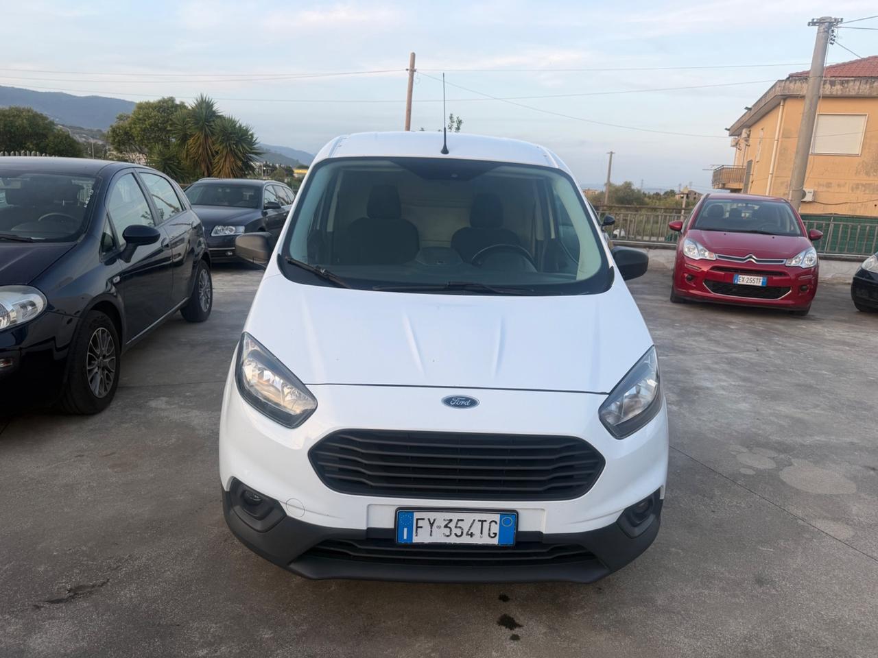 Ford transit courier