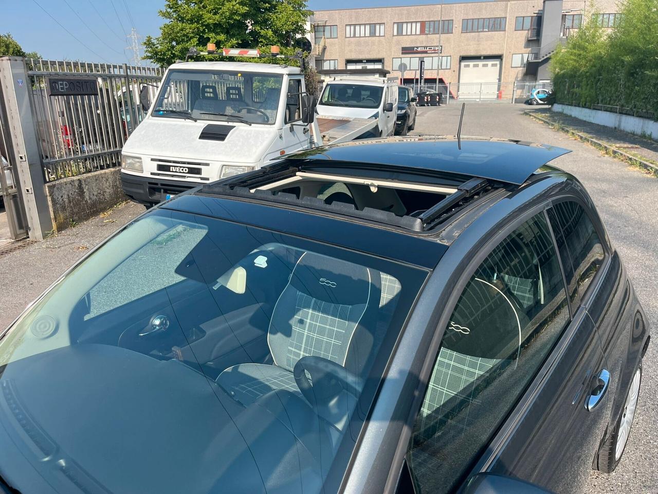 STUPENDA FIAT 500 CON TETTO APRIBILE