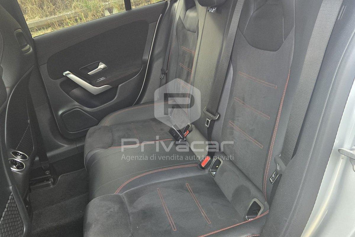 MERCEDES CLA 200 d Automatic Premium