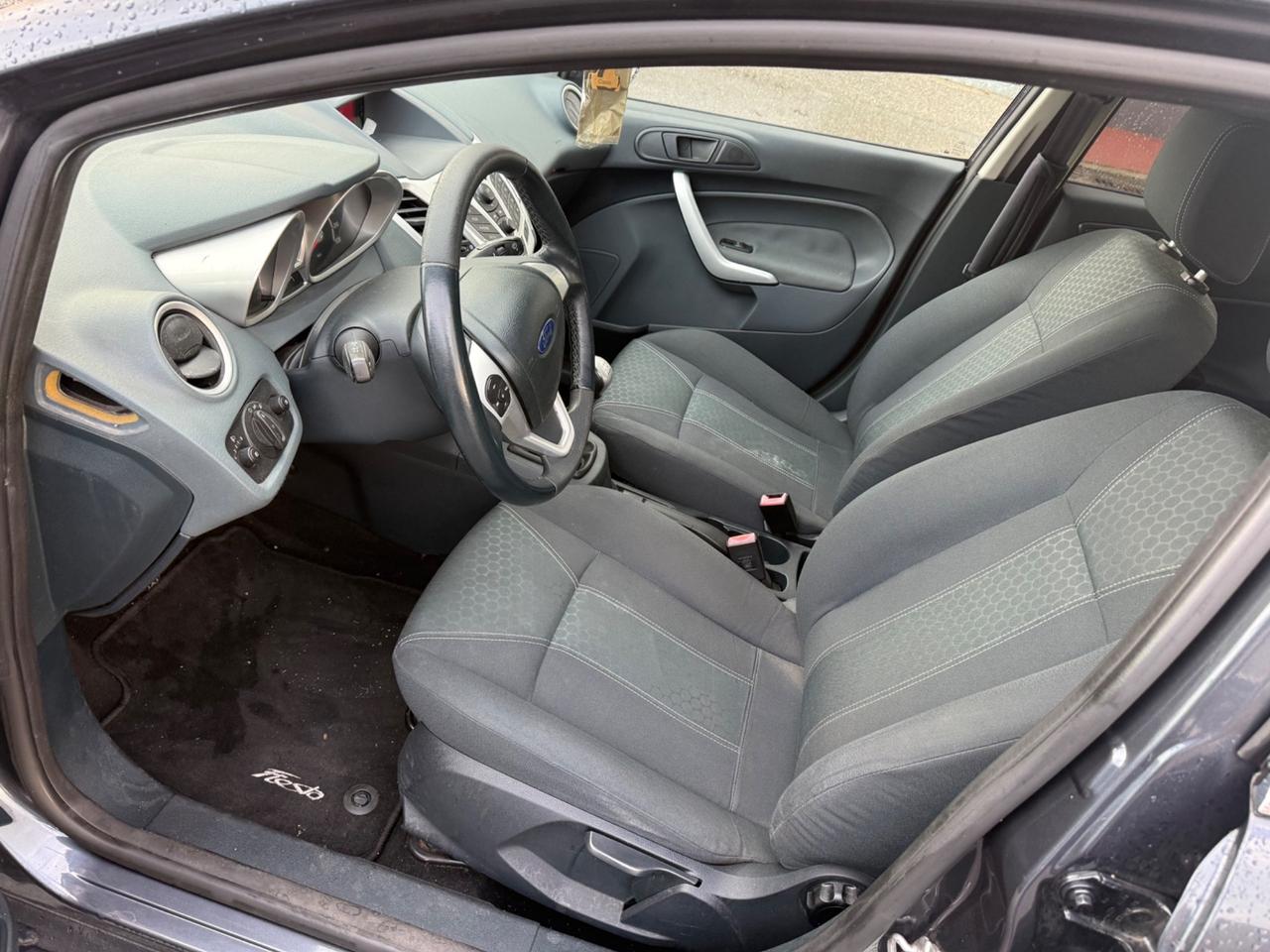 Ford Fiesta 1.4 TDCi 5p. Titanium