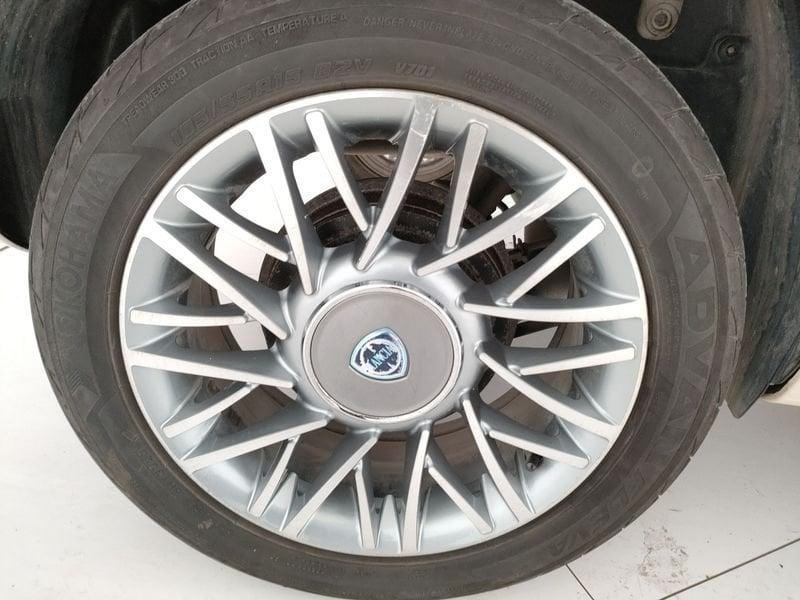 Lancia Ypsilon Ypsilon 1.2 69 CV 5 porte Gold