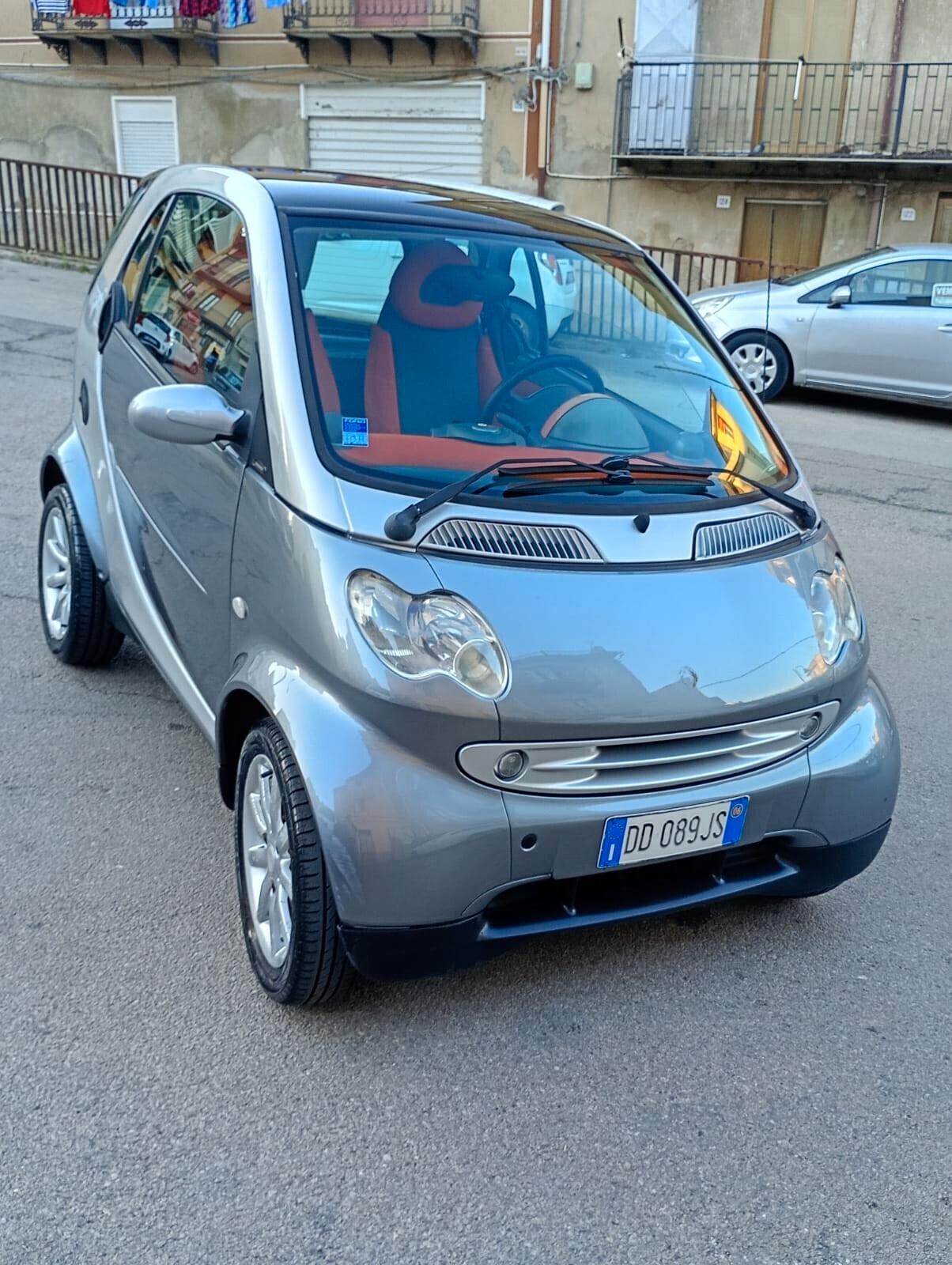 Smart ForTwo 700 coupé pure (45 kW)