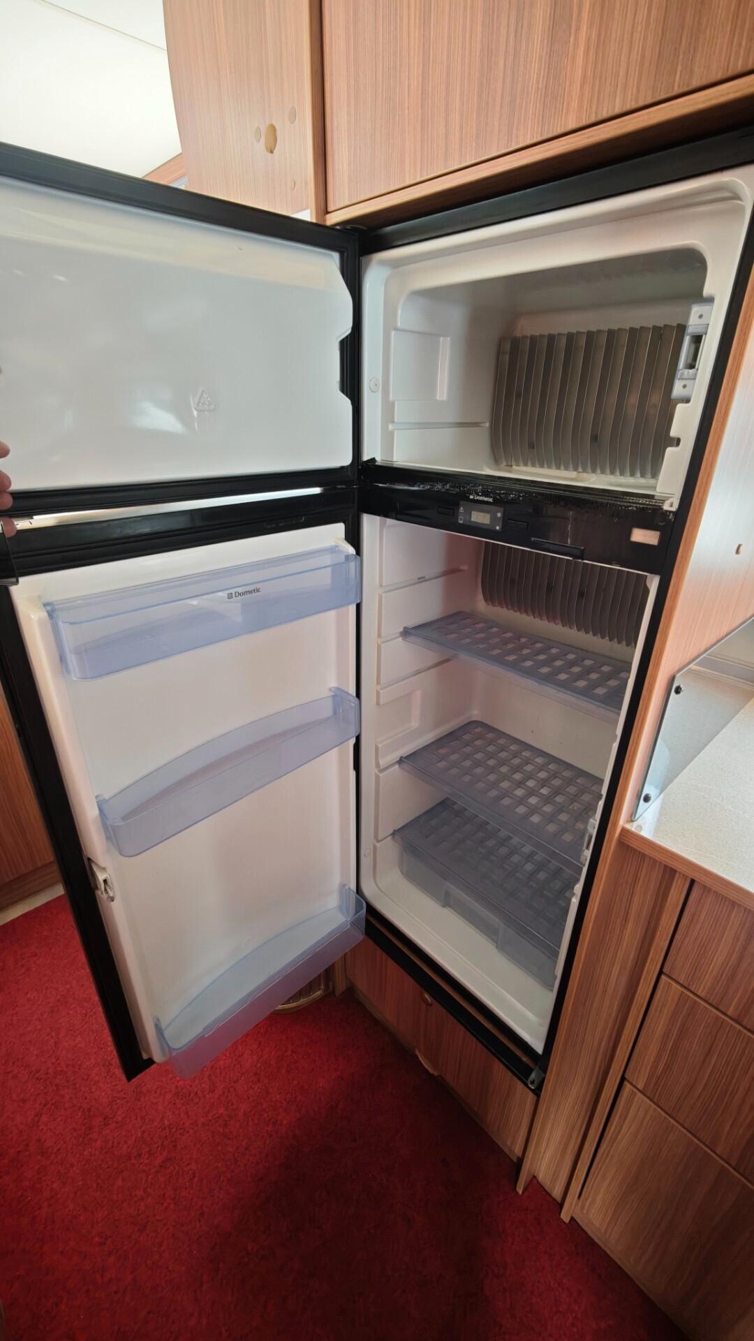 Burstner su Ducato 130cv con Gemelli e basculante