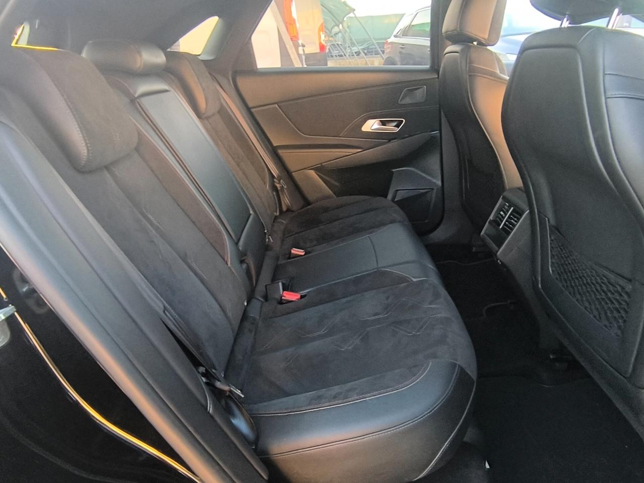 DS 7 CROSS BACK BlueHDi 130 aut. PERFORMANCE Line+++