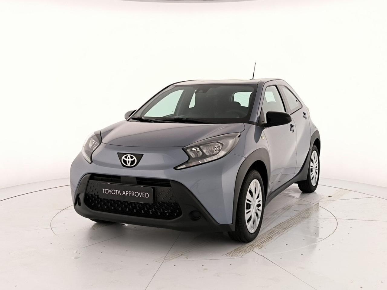 Toyota Aygo x 1.0 active 72cv s-cvt