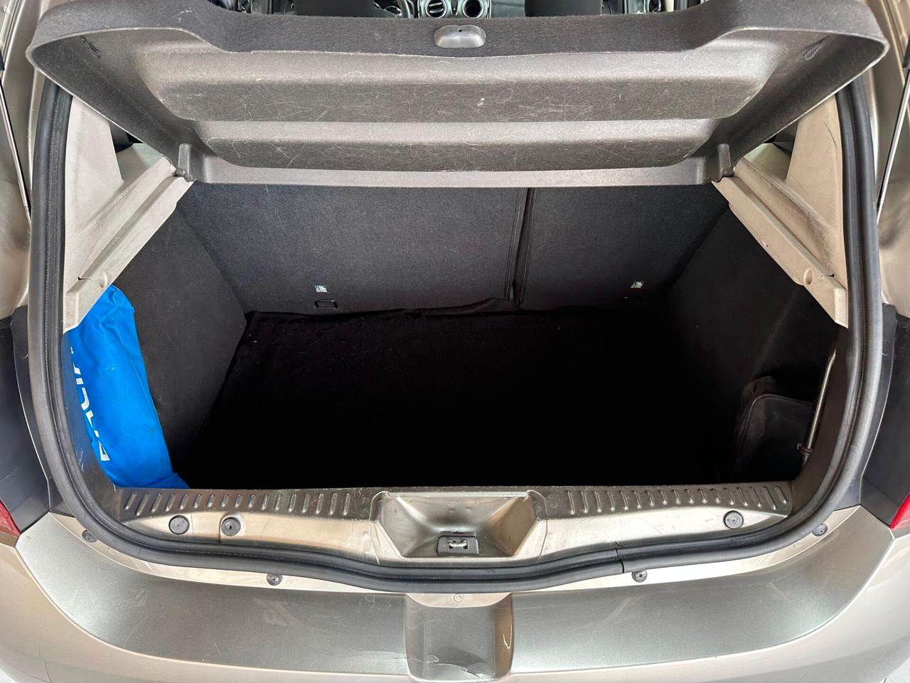 Dacia Sandero 1.2 Laureate Gpl 75cv