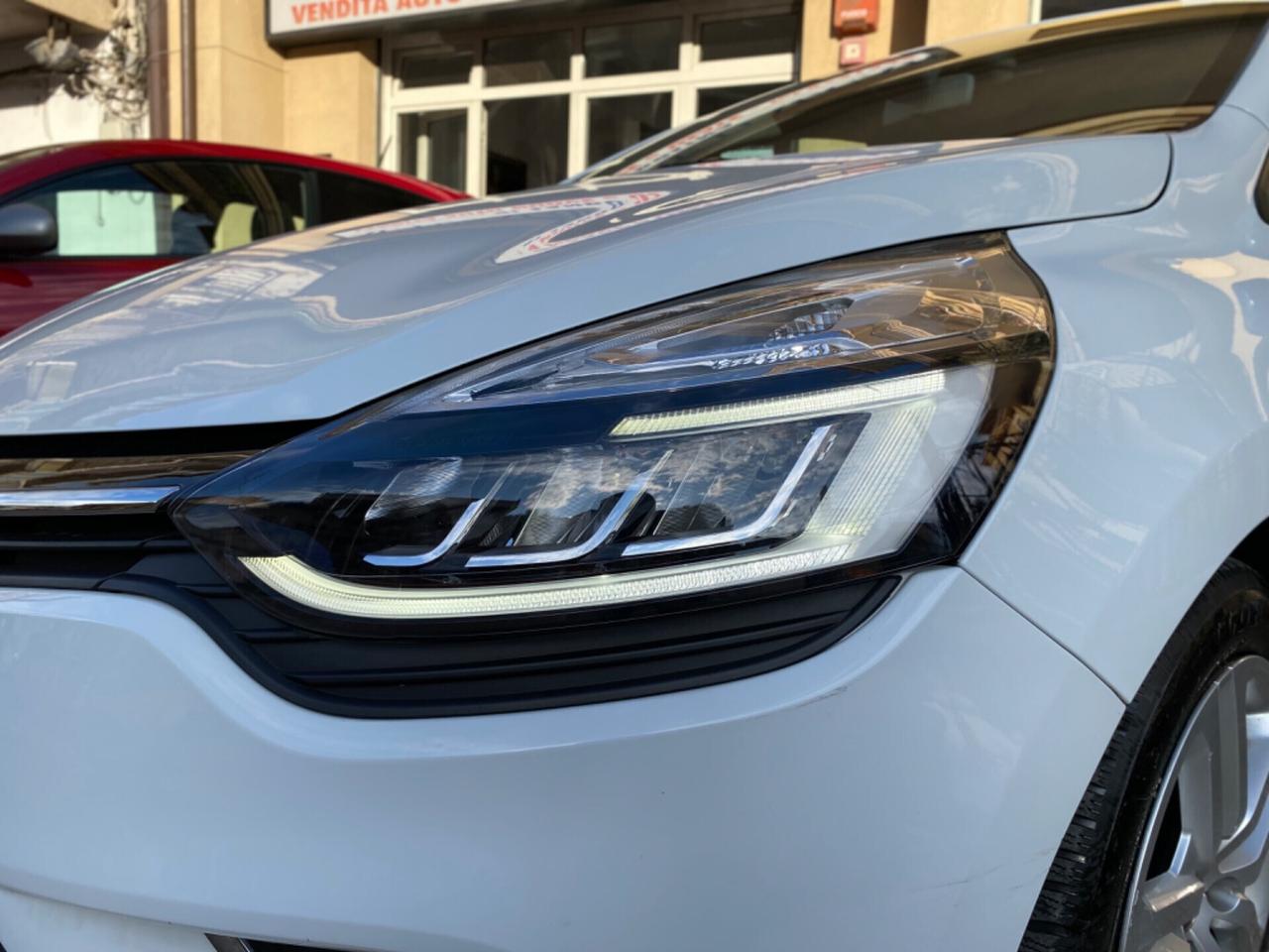 Renault Clio dCi 75 CV 5 porte Moschino - 2019