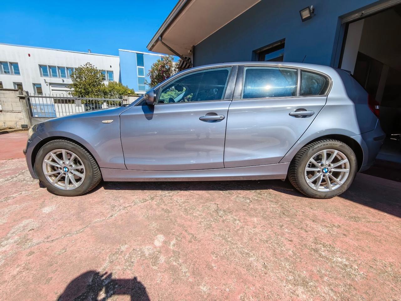 Bmw 118i Futura AUT. SOLO 90MILA KM AUTO DA VETRINA!!!!!!!!!!!