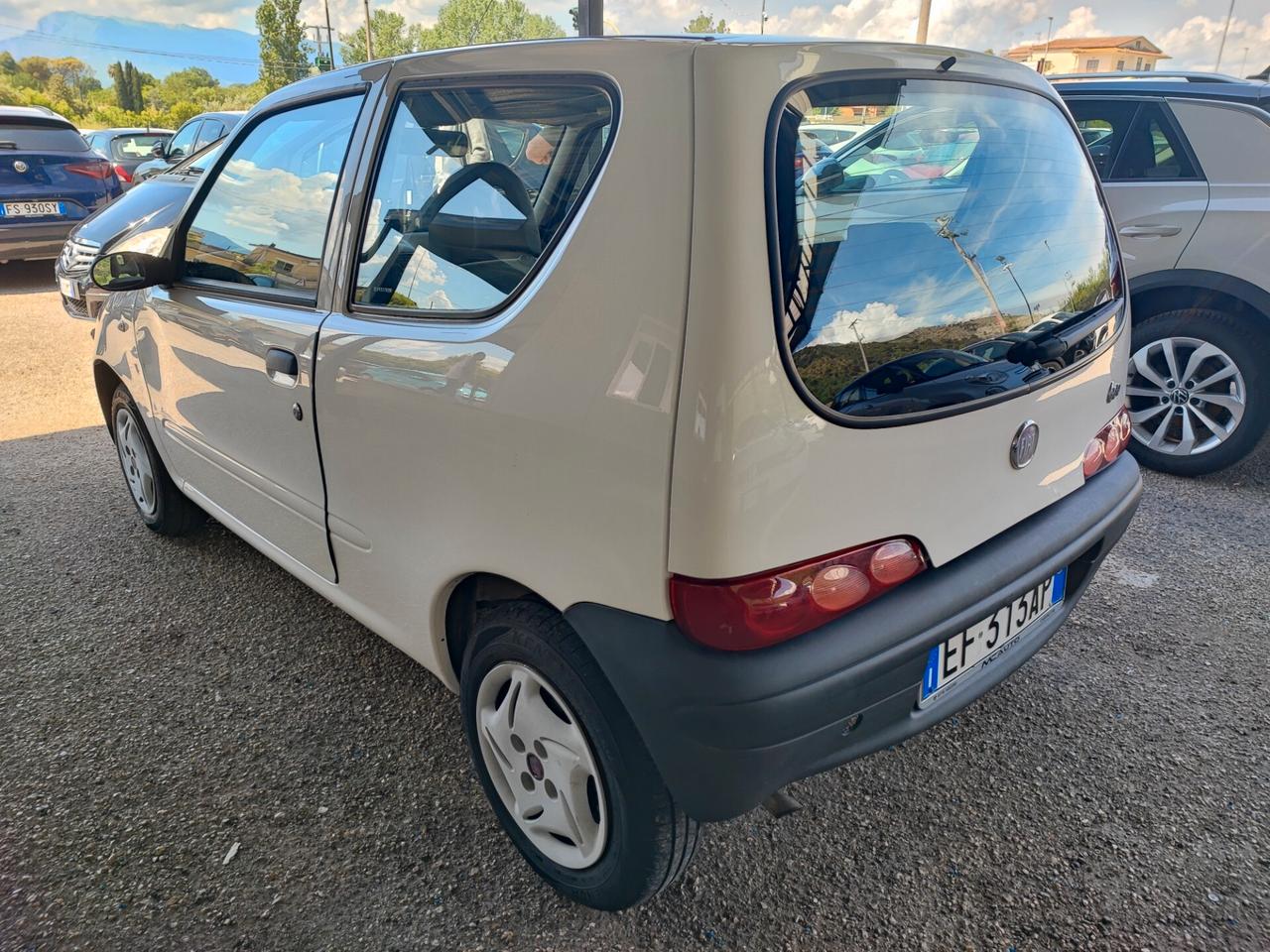 Fiat 600 1.1 Active