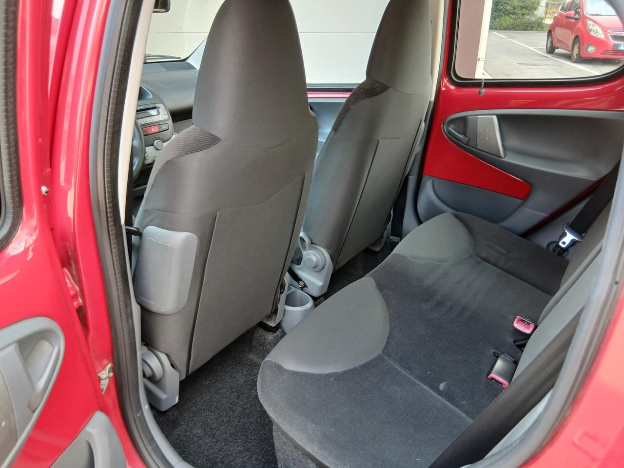 Citroen C1 1.0 5 porte OK per neo patentati