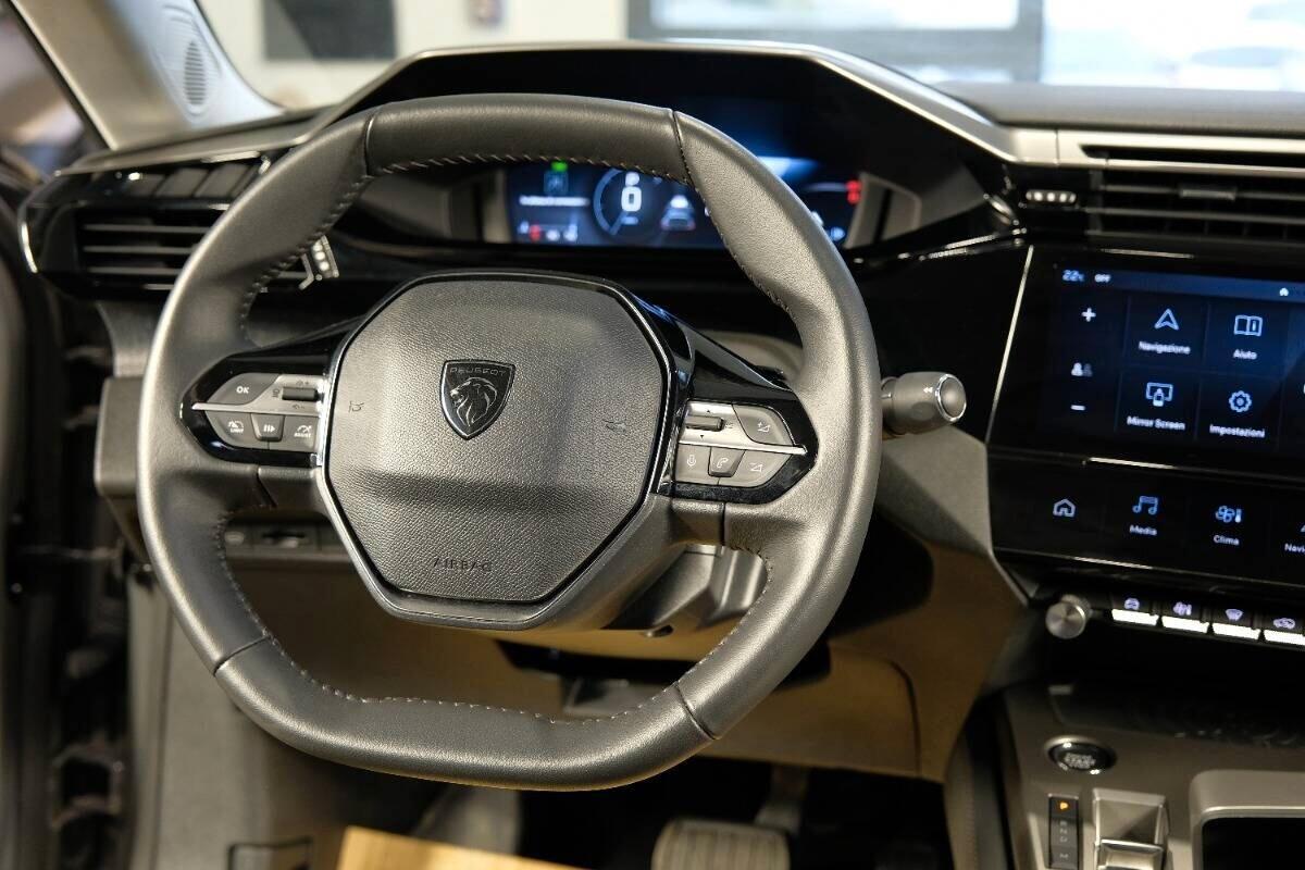 Peugeot 408 PureTech 130 S&S EAT8 Allure