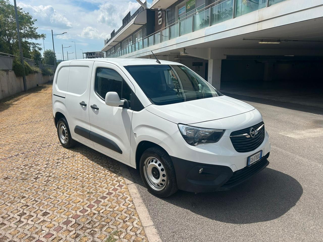 Opel Combo Cargo 1.5d 130cv L1H1 6m