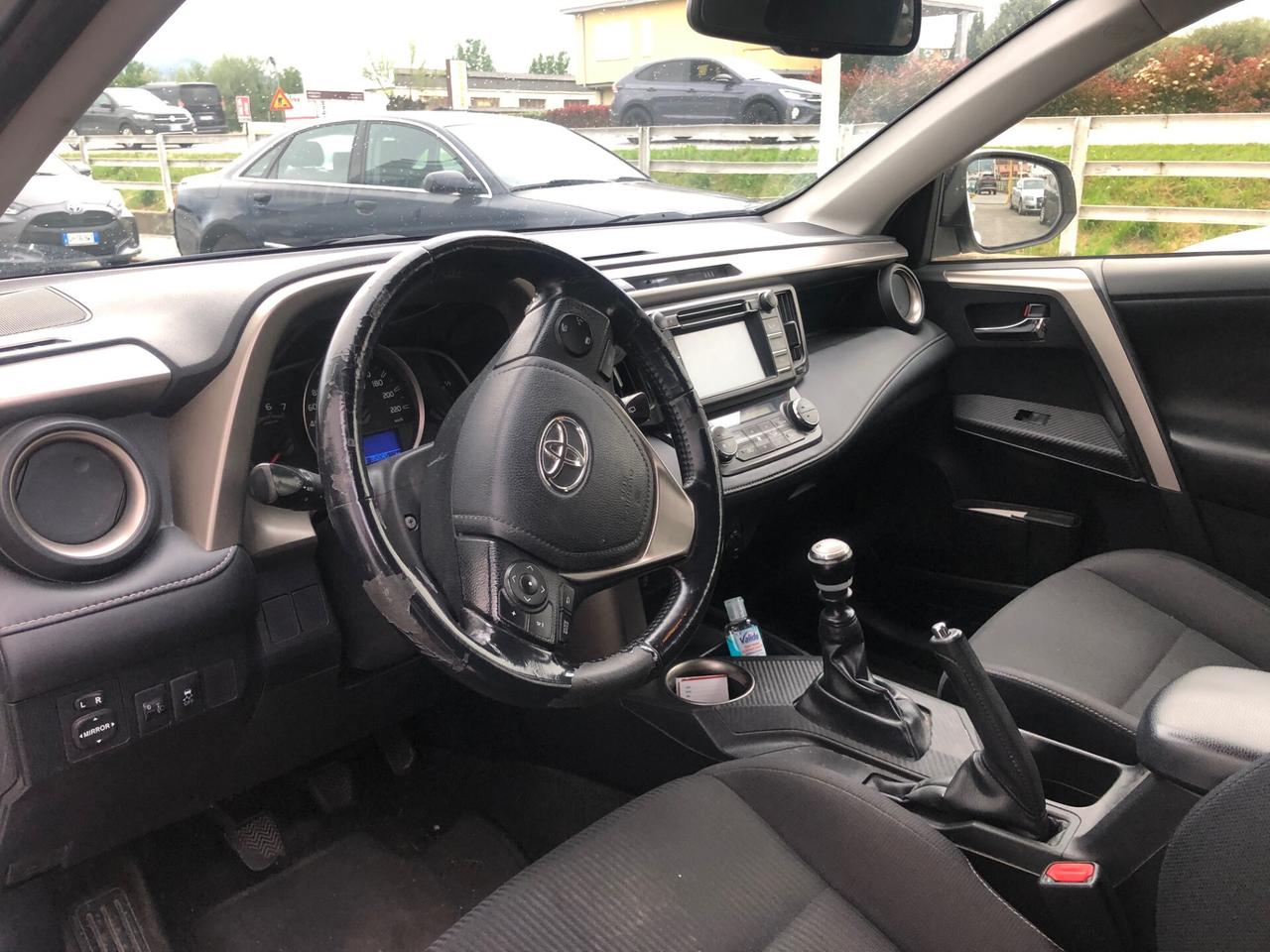 Toyota RAV 4 RAV4 2.0 D-4D 2WD Active