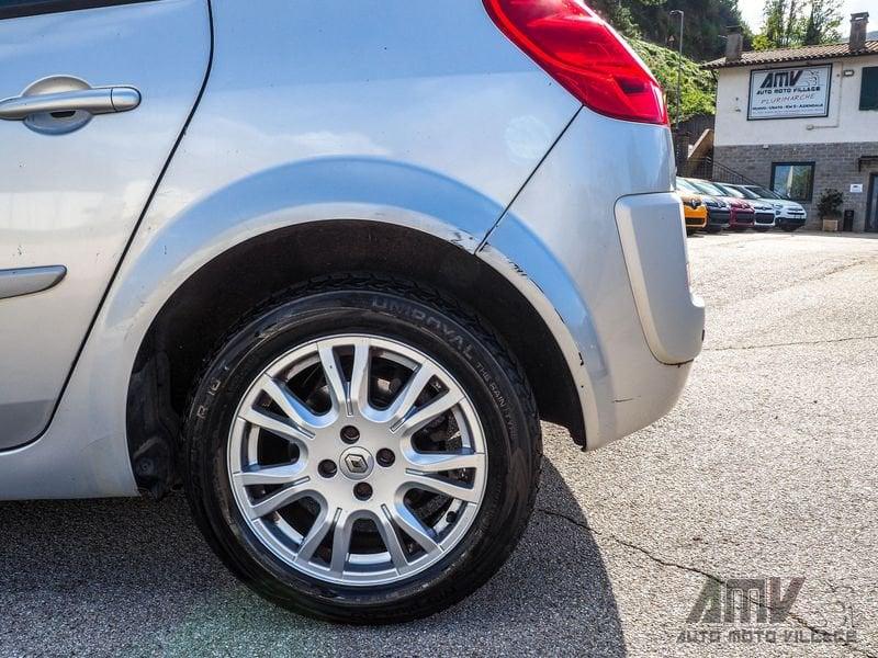 Renault Scénic 1.6 16V/105CV GPL DELLA CASA