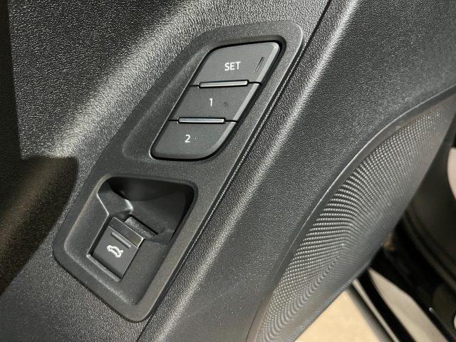AUDI Q3 SPB Sportback TDI S line Stronic Black Line Sline