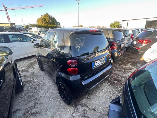 SMART Smart fortwo 1000 52 kW MHD coupé pure ?NELLO STATO?