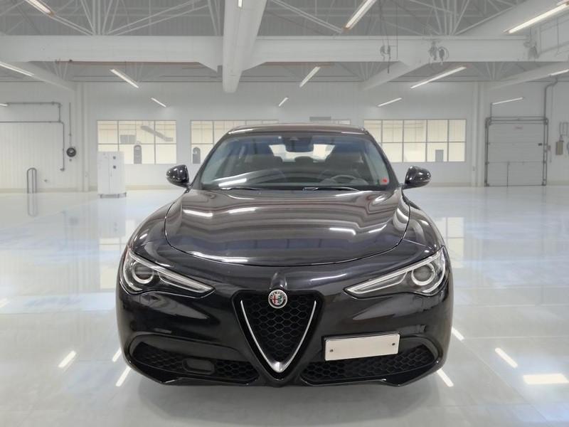 ALFA ROMEO STELVIO 2.2 TURBO DIESEL 190 CV BUSINESS AT8 Q4 SUV