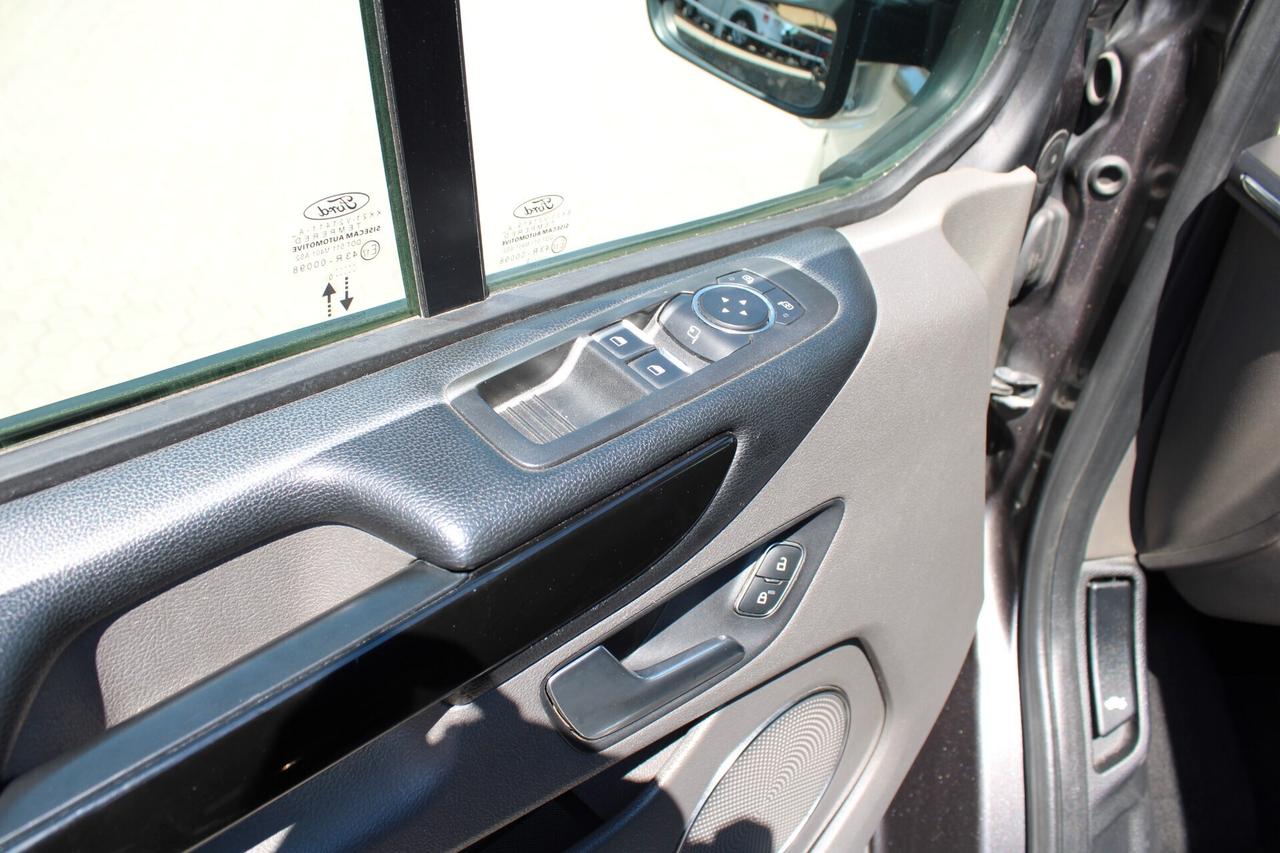 FORD TOURNEO CUSTOM 320 2.0 TDCI 8 POSTI