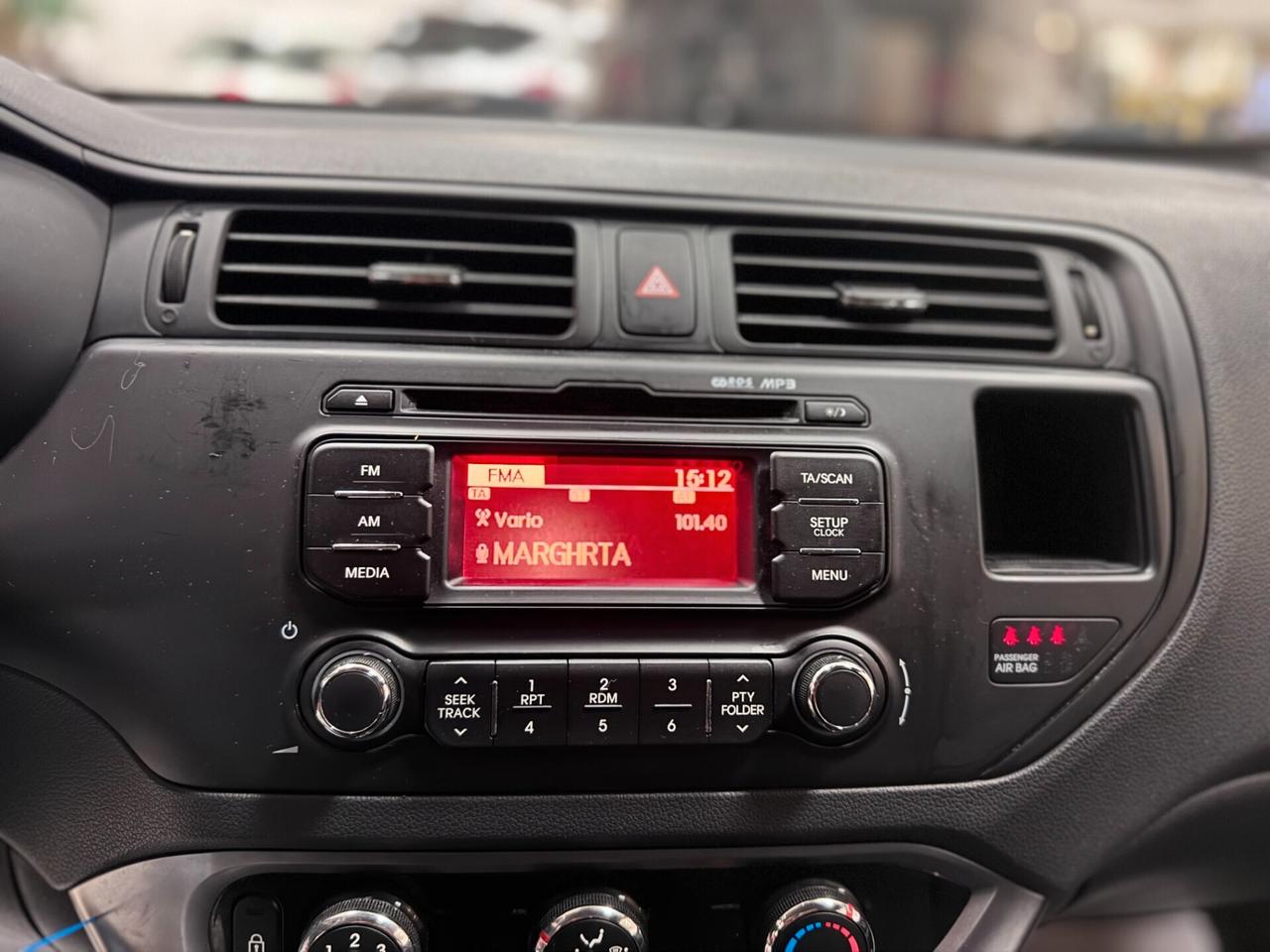 Kia Rio 1.4 CRDi WGT 5p. EX