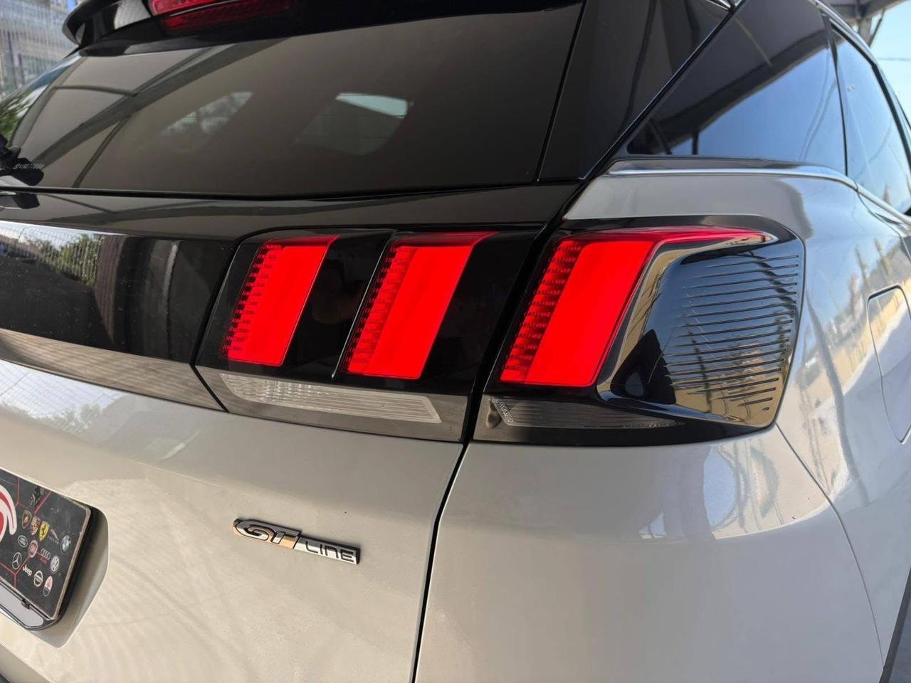 Peugeot 3008 BlueHDi 131cv S&S EAT6 GT Line