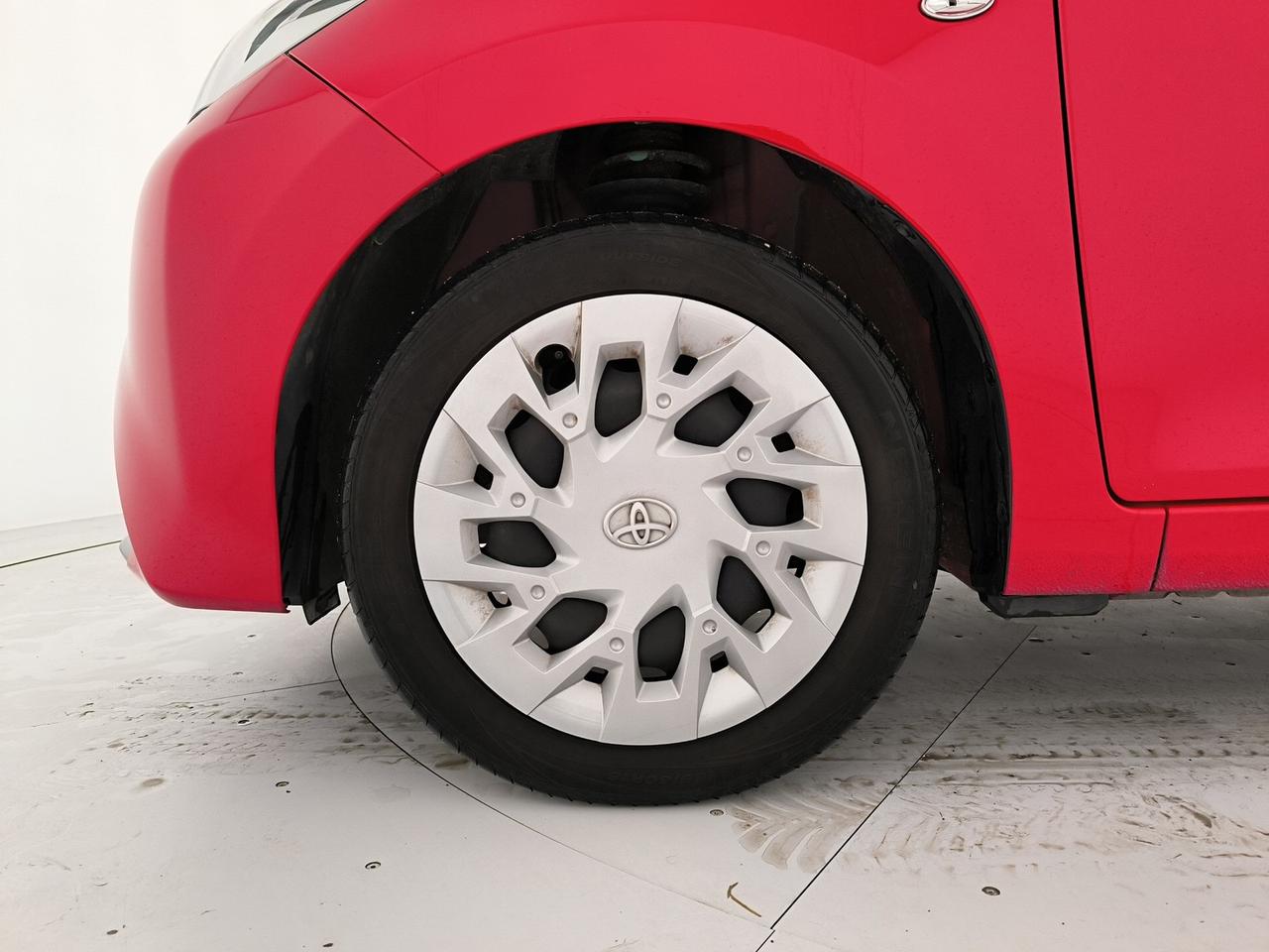 Toyota Aygo 5p 1.0 x-play 72cv