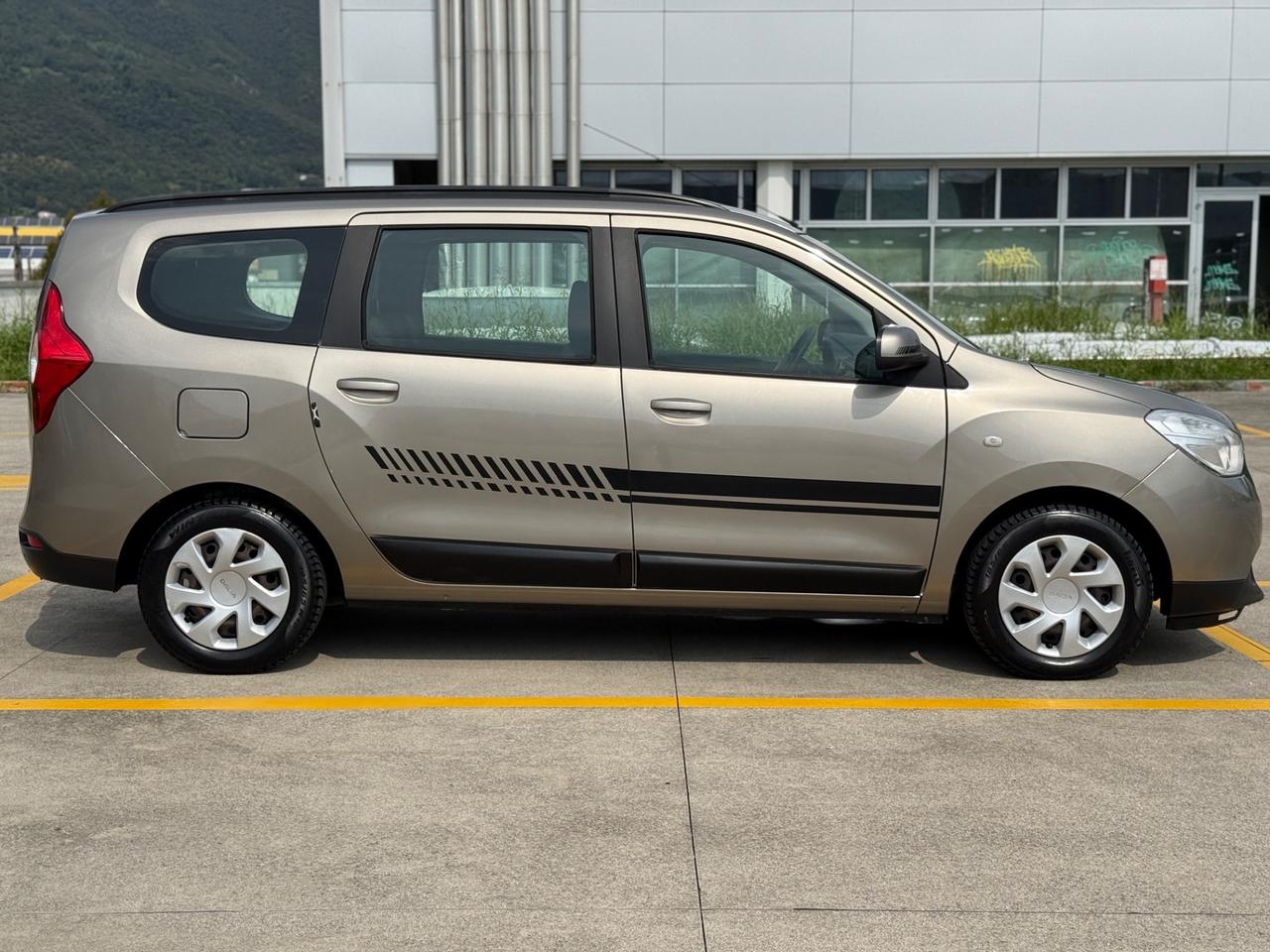 Dacia Lodgy 1.5 Diesel 90CV 5 posti OK NEOPATENTATI