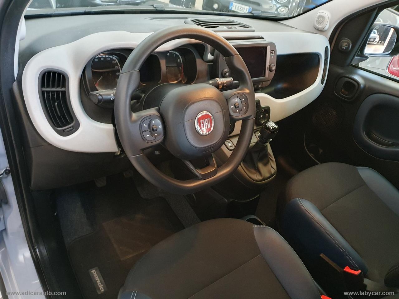 FIAT Panda 1.0 FireFly S&S Hybrid City Cross