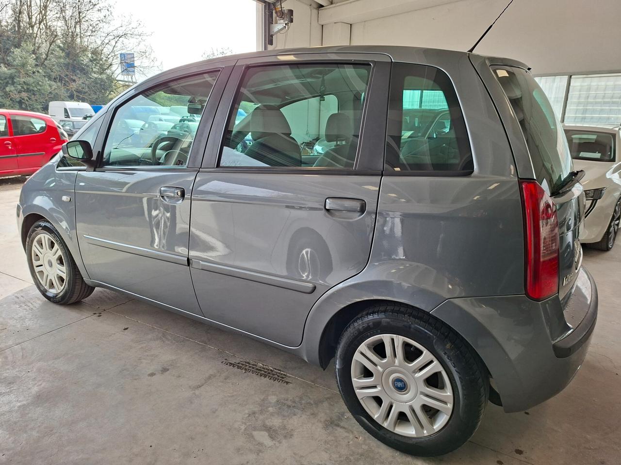 Fiat Idea 1.4 16V Active